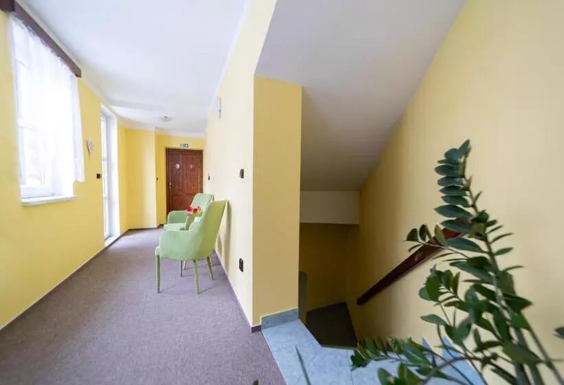 Majatalo Penzion Bludička