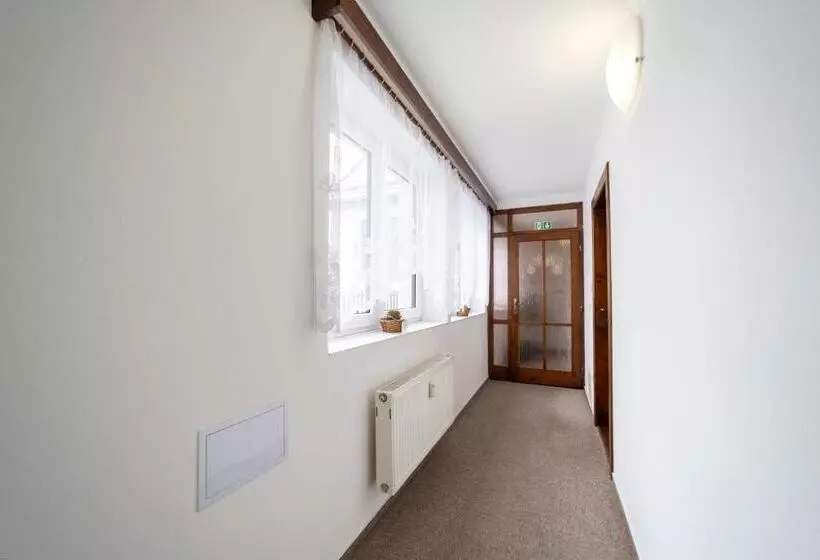 Majatalo Penzion Bludička