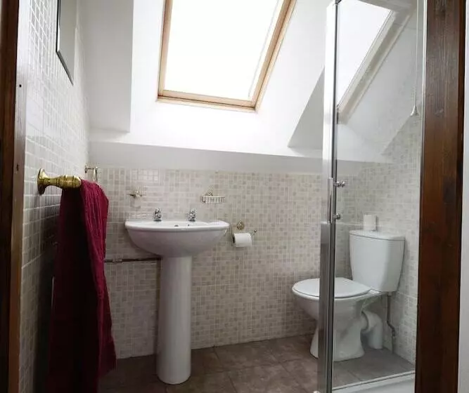 Gilfach Farm Holiday Accommodation