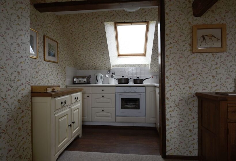 Gilfach Farm Holiday Accommodation