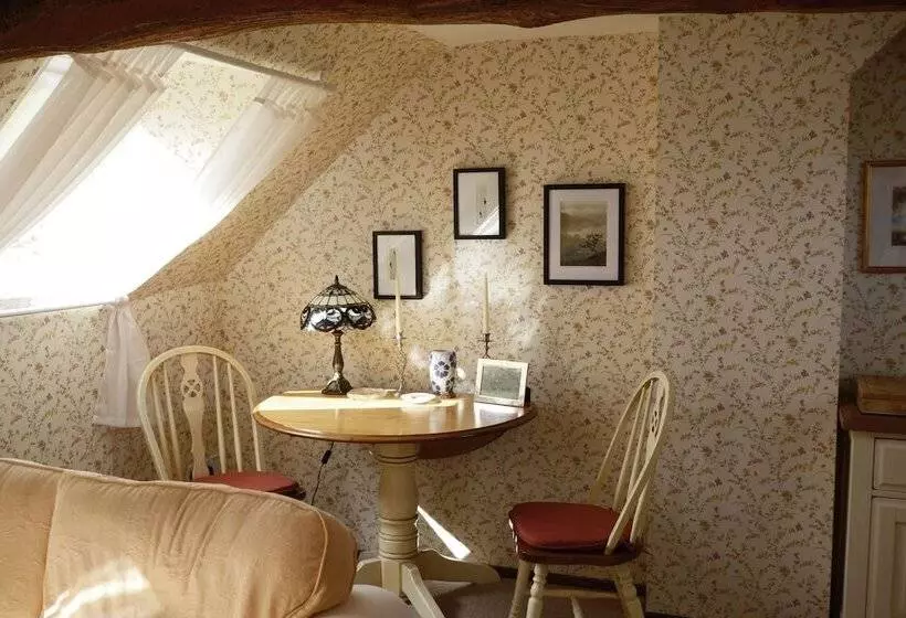 Gilfach Farm Holiday Accommodation