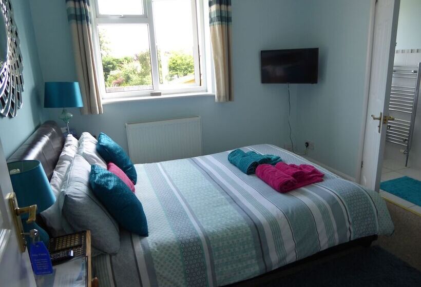 Bed and Breakfast Mayfields Guest House