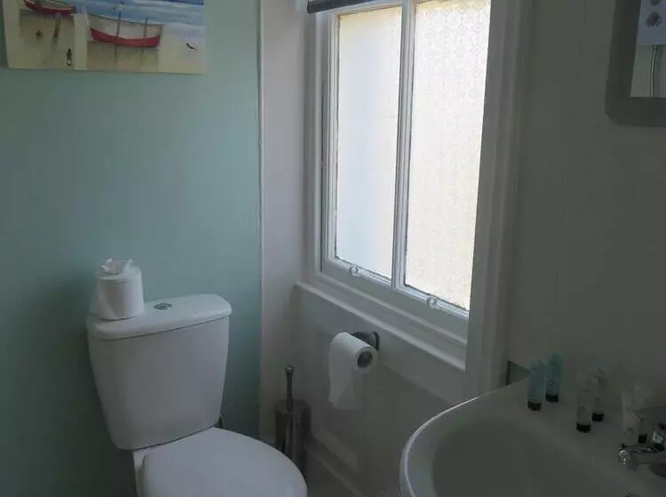 ベッドアンドブレックファースト The Queens Arms Hotel Acomb