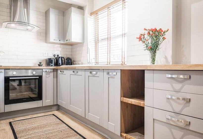 צימר Village Farm Cottages