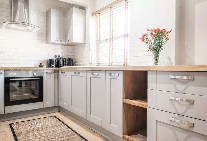 Aamiaismajoitus (B&B) Village Farm Cottages