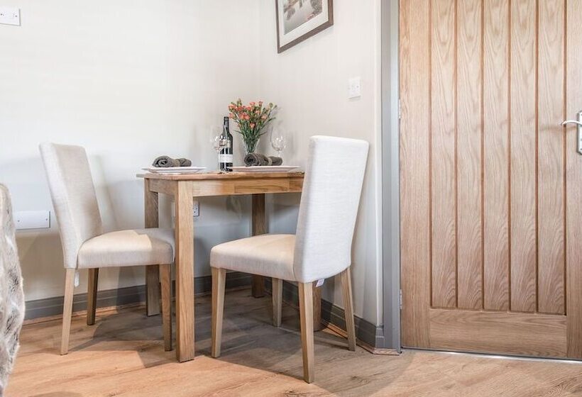 צימר Village Farm Cottages