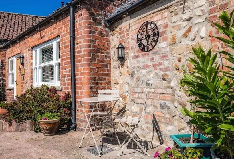 Aamiaismajoitus (B&B) Village Farm Cottages