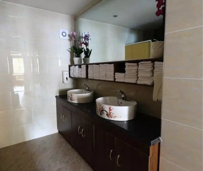 Hostelli The Nags Head