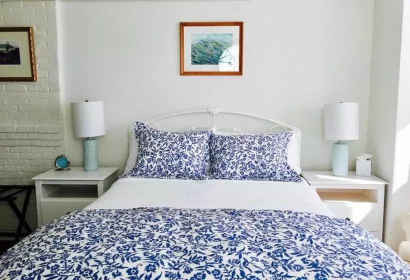 ユースホステル Seaside Inn