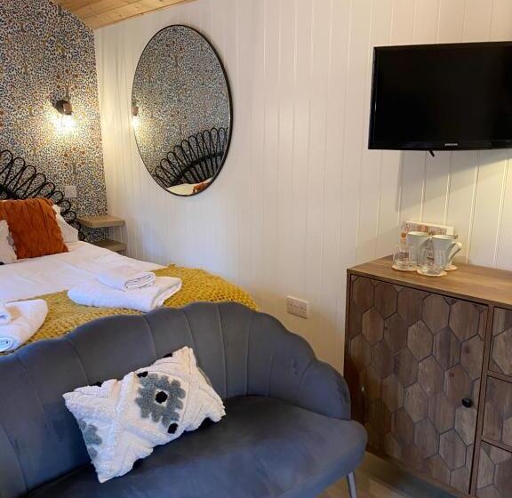 旅馆 The Apple Inn