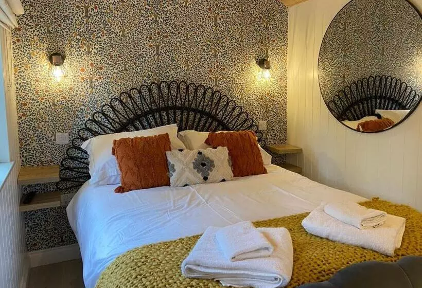 Hostel The Apple Inn