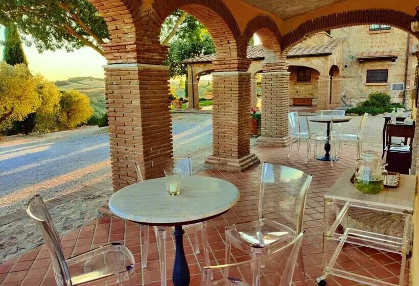 Aamiaismajoitus (B&B) Agriturismo Il Raduno   Max Lelli