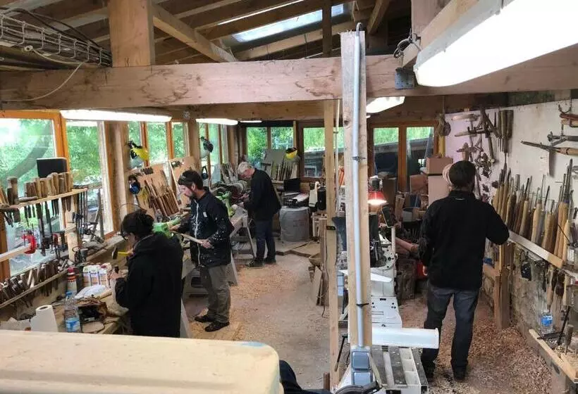 Aamiaismajoitus (B&B) De La Maison Aux Ateliers
