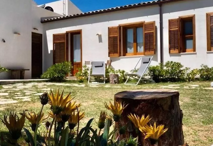 Aamiaismajoitus (B&B) Stagnone Area Zero