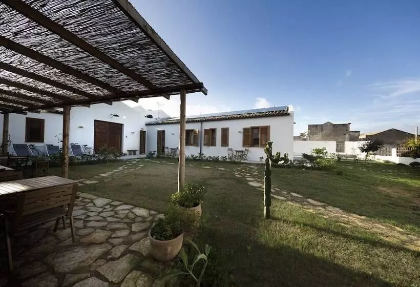 Aamiaismajoitus (B&B) Stagnone Area Zero