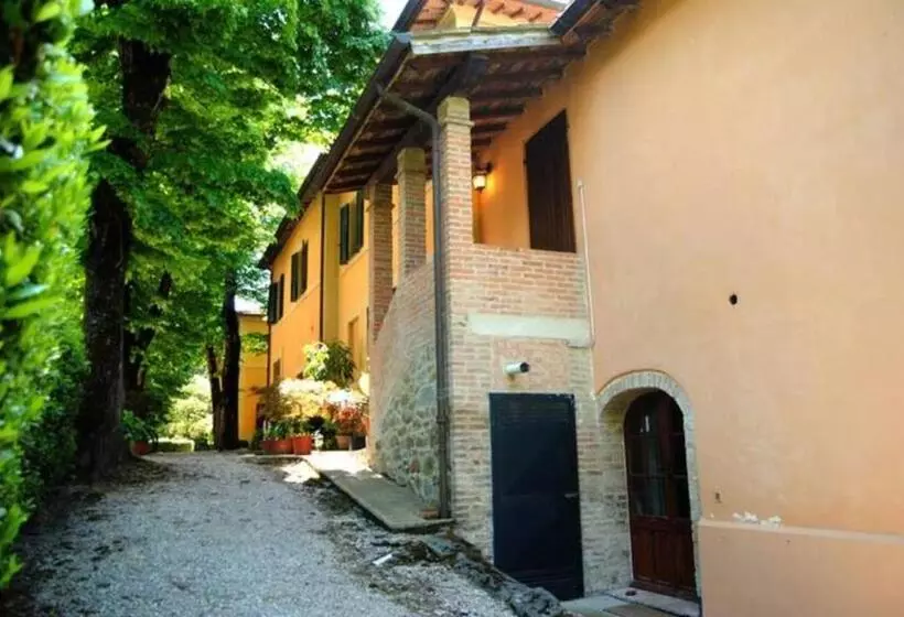 Hotelli Agriturismo Poggiolo