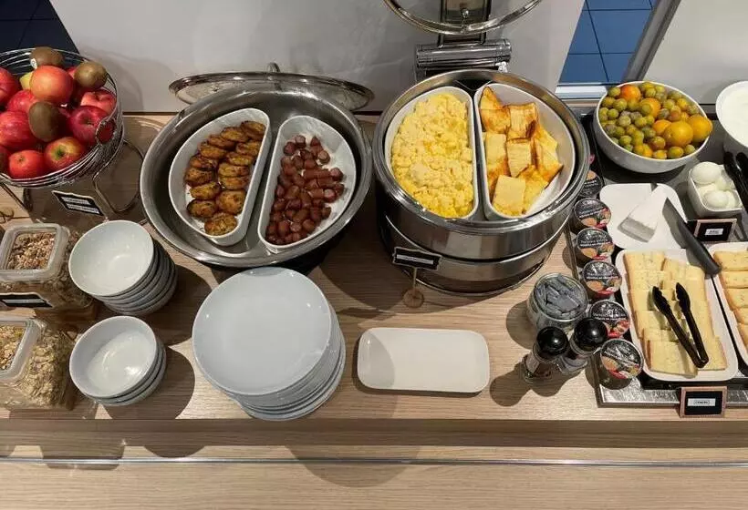 Hotelli Hôtel Akena Besançon