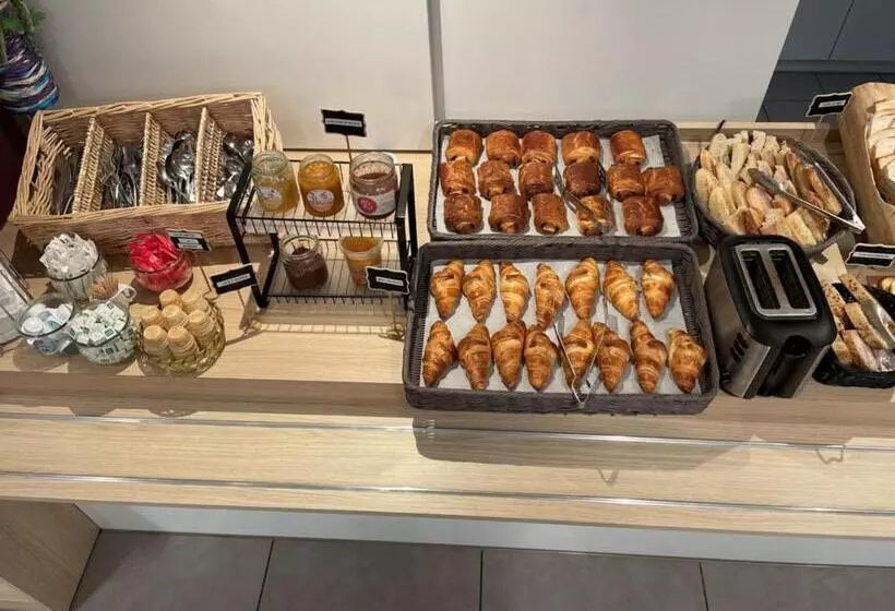 Hotelli Hôtel Akena Besançon