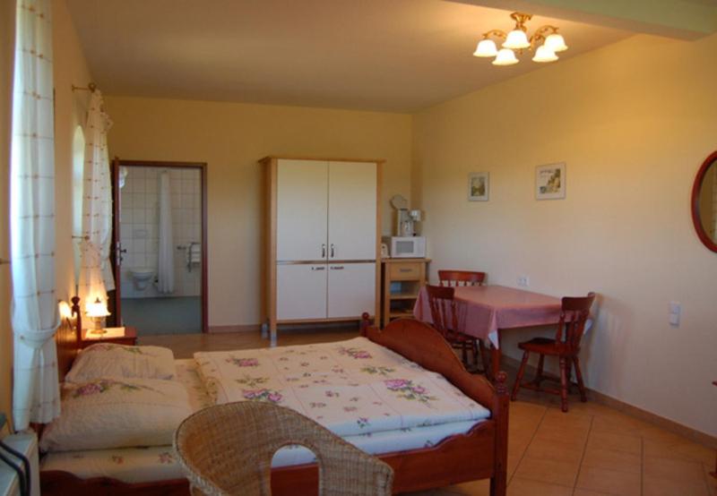 בית מלון כפרי Ferienhof Auf Rügen