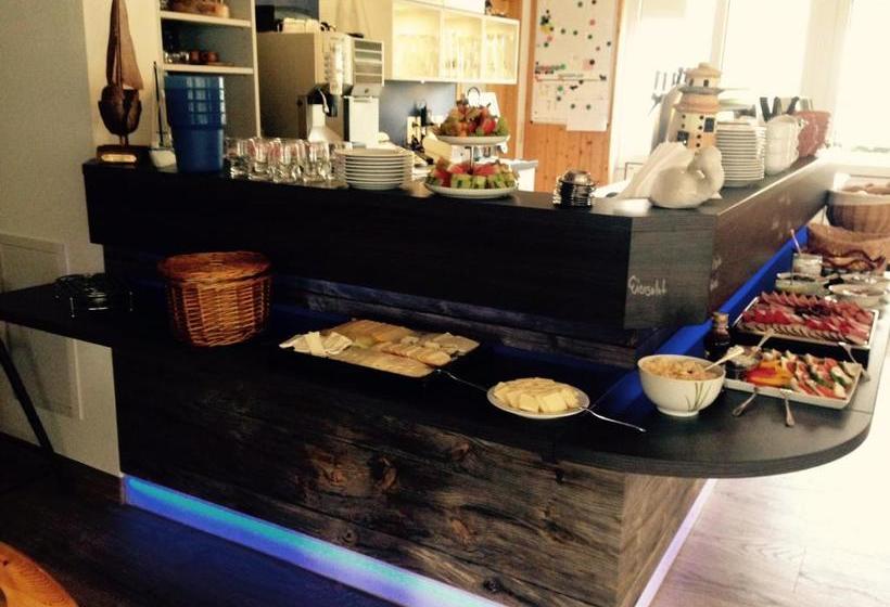 ホテル Lenzer Hafen