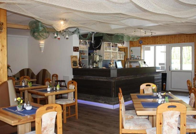 ホテル Lenzer Hafen