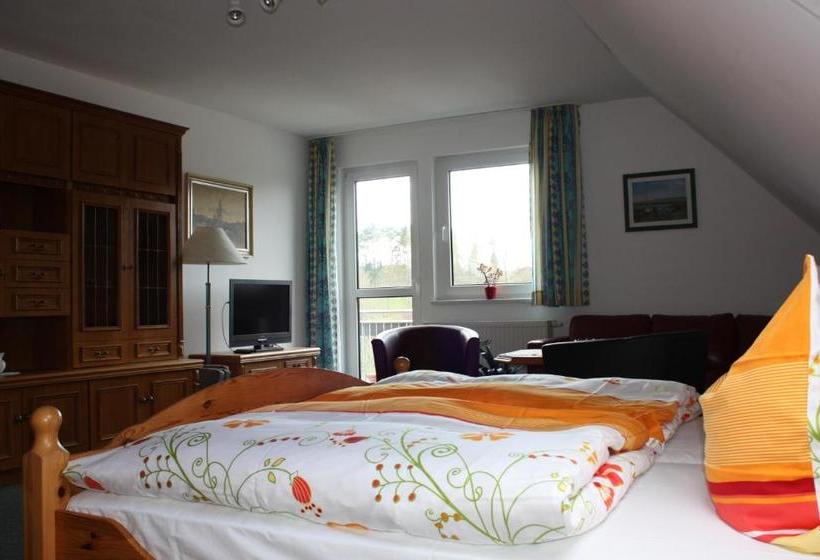 ホテル Lenzer Hafen