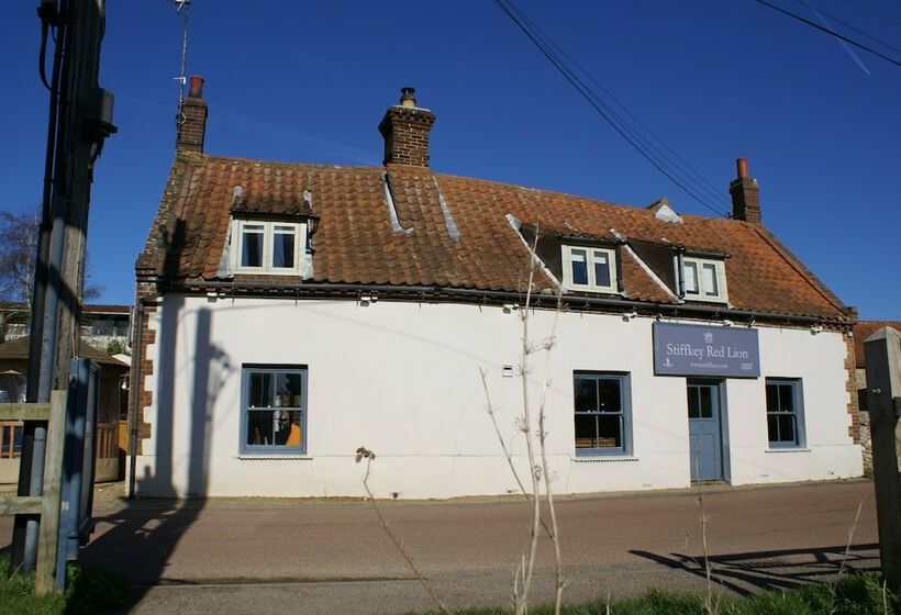 Отель The Red Lion At Stiffkey