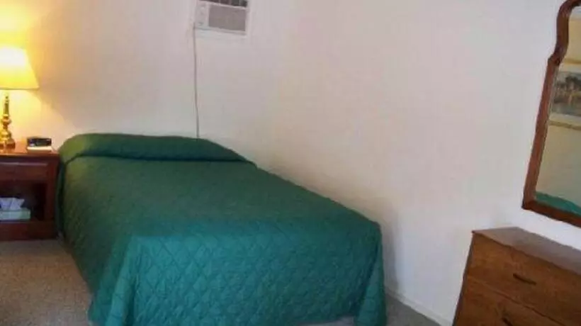 Mount Whittier Motel