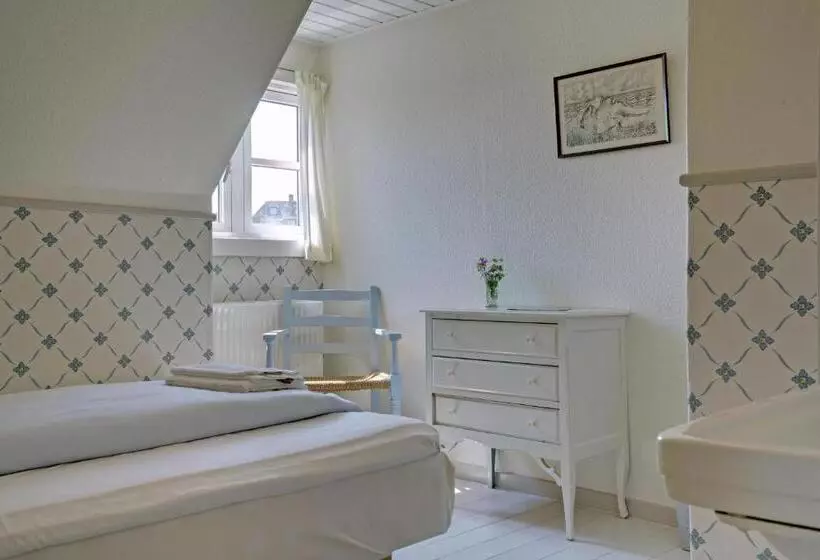 ペンション Klitgaarden Henne Strand