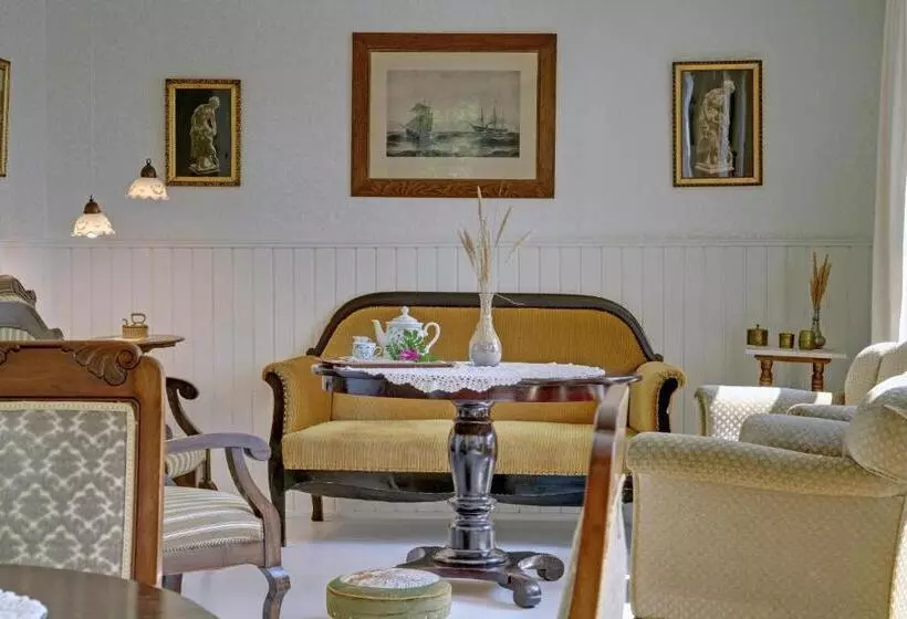 ペンション Klitgaarden Henne Strand