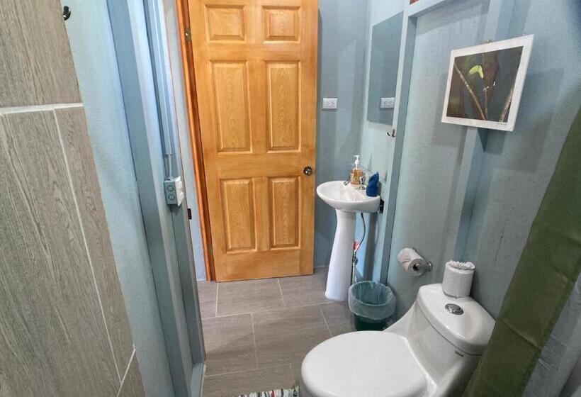 פנסיון Yejos Jungle Lodge