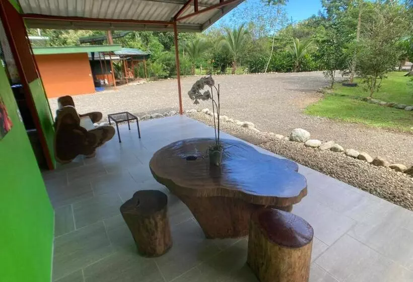 پانسیون Yejos Jungle Lodge