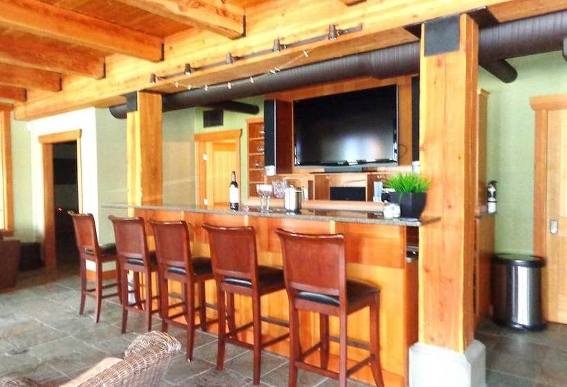 استراحتگاه Carmel Beach Private Lodges