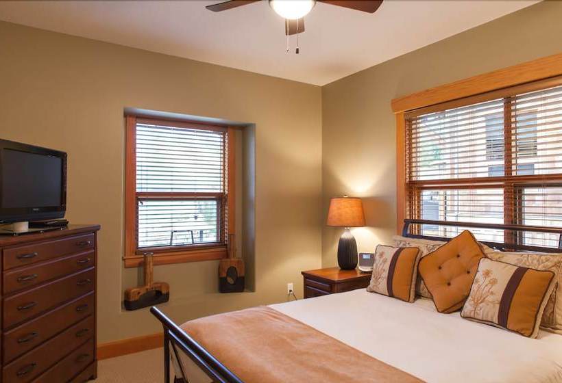 استراحتگاه Carmel Beach Private Lodges