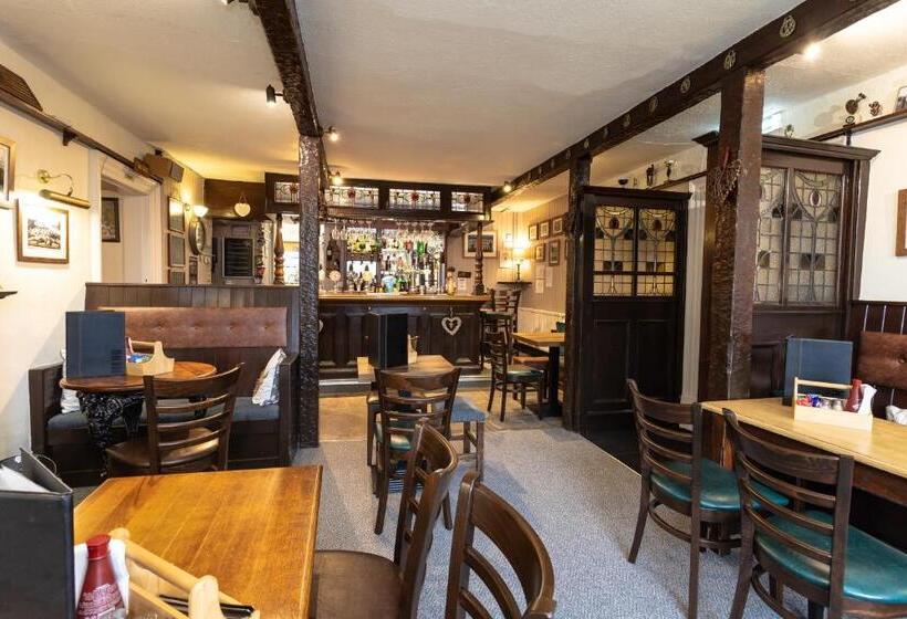 旅馆 The Wheatsheaf Inn