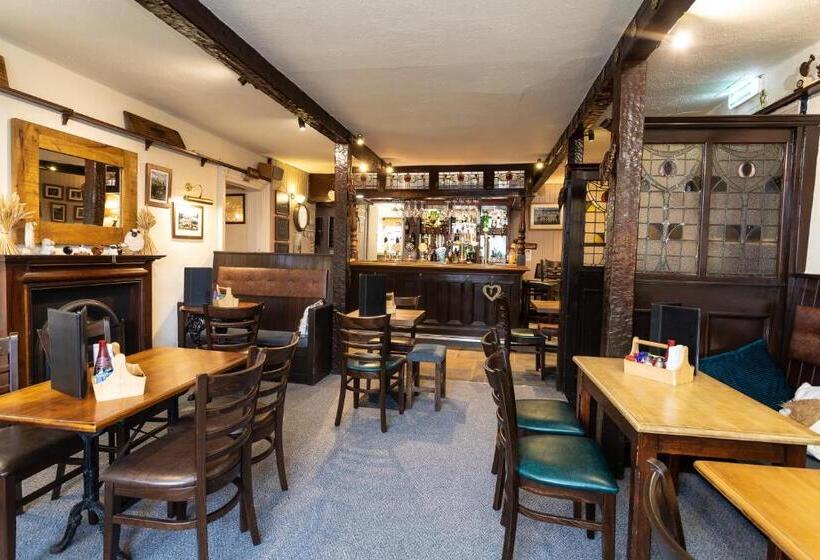 旅馆 The Wheatsheaf Inn