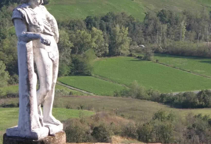 ベッドアンドブレックファースト Castello Di Vigoleno