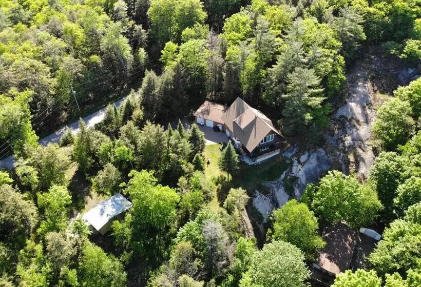 Aamiaismajoitus (B&B) Chalet Rosemarie