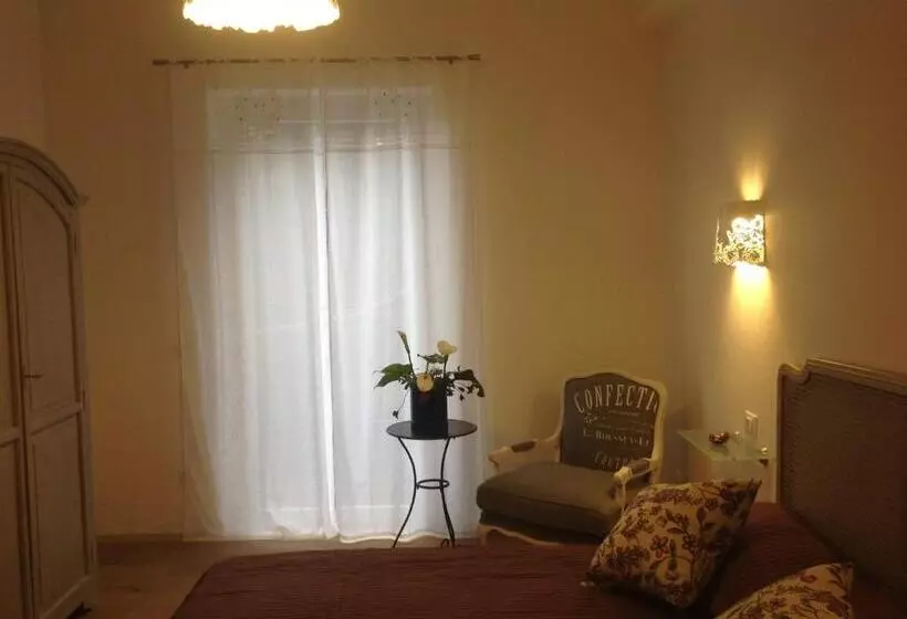 Aamiaismajoitus (B&B) Corte Del Gallo