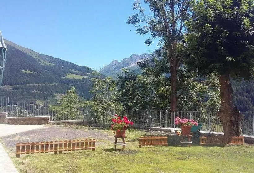 Aamiaismajoitus (B&B) La Vecchia Scuola