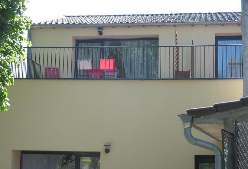 مبيت وإفطار Les Jardins De La Grange