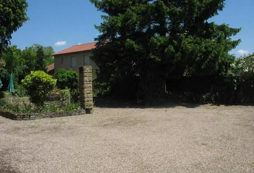 Aamiaismajoitus (B&B) Les Jardins De La Grange