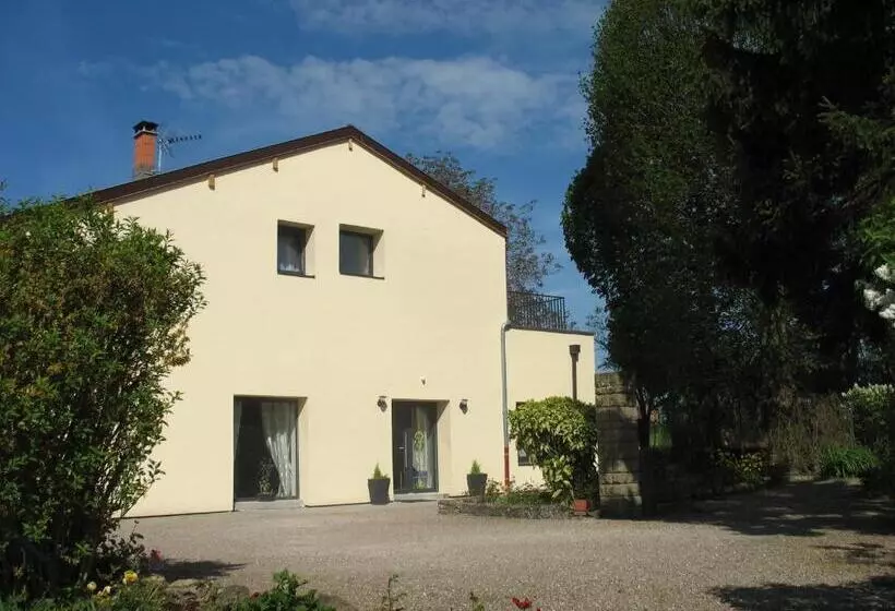 Aamiaismajoitus (B&B) Les Jardins De La Grange