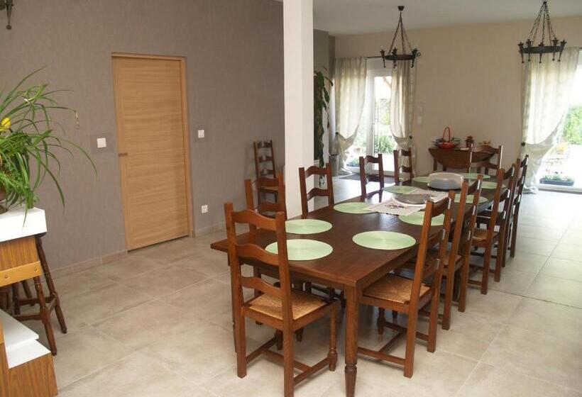 مبيت وإفطار Les Jardins De La Grange