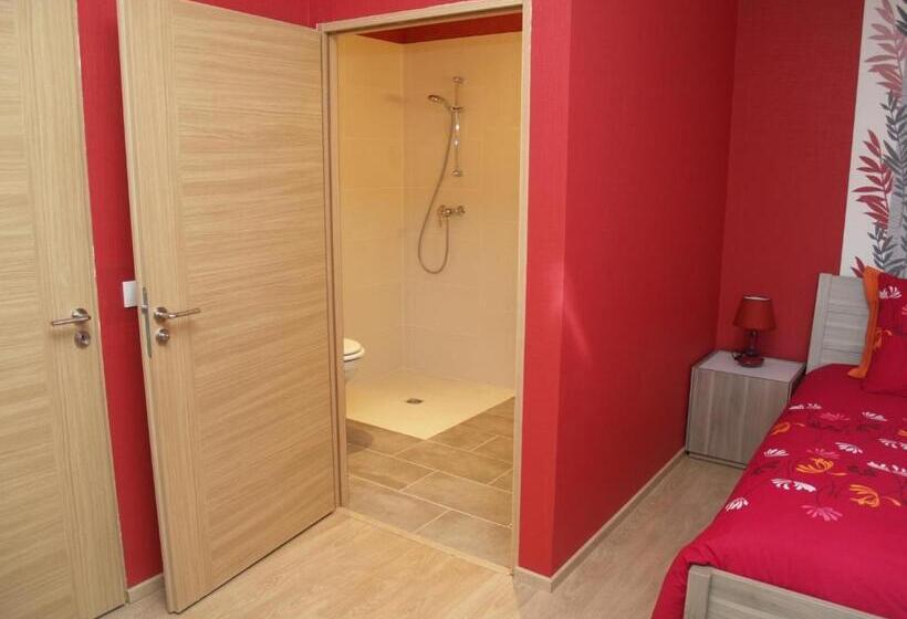 مبيت وإفطار Les Jardins De La Grange