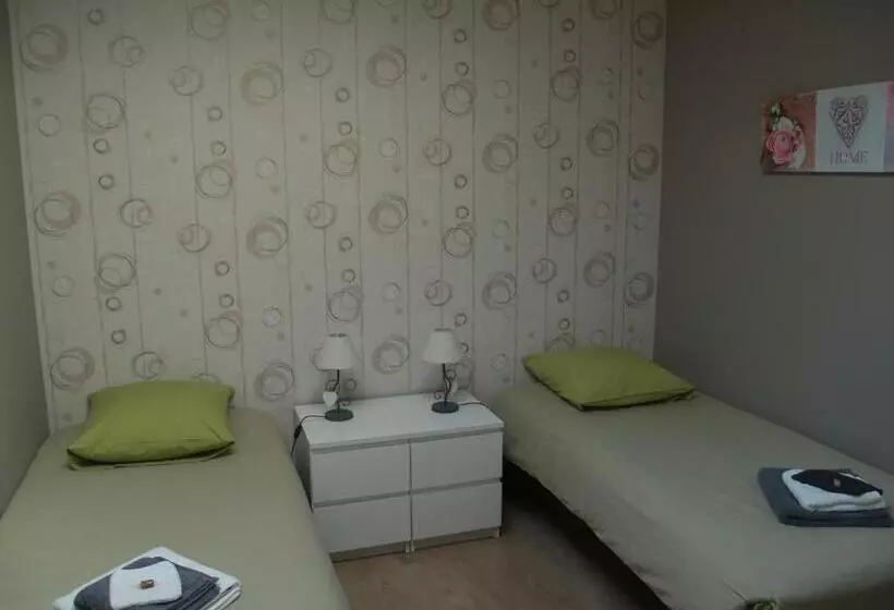 Aamiaismajoitus (B&B) Les Jardins De La Grange