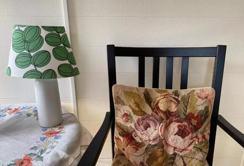 Aamiaismajoitus (B&B) Stf Kungsgården Långvind