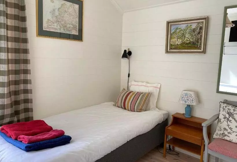 Aamiaismajoitus (B&B) Stf Kungsgården Långvind