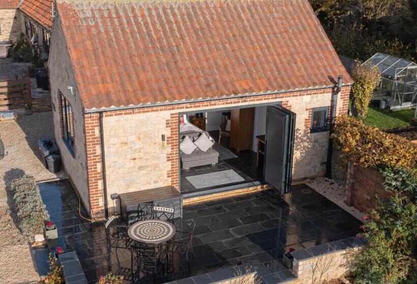 צימר The Annex At Church View Barn