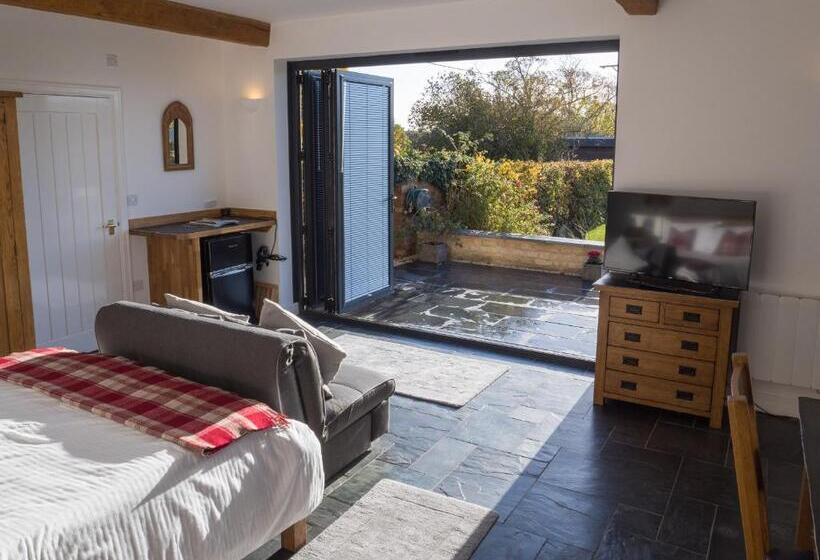 צימר The Annex At Church View Barn